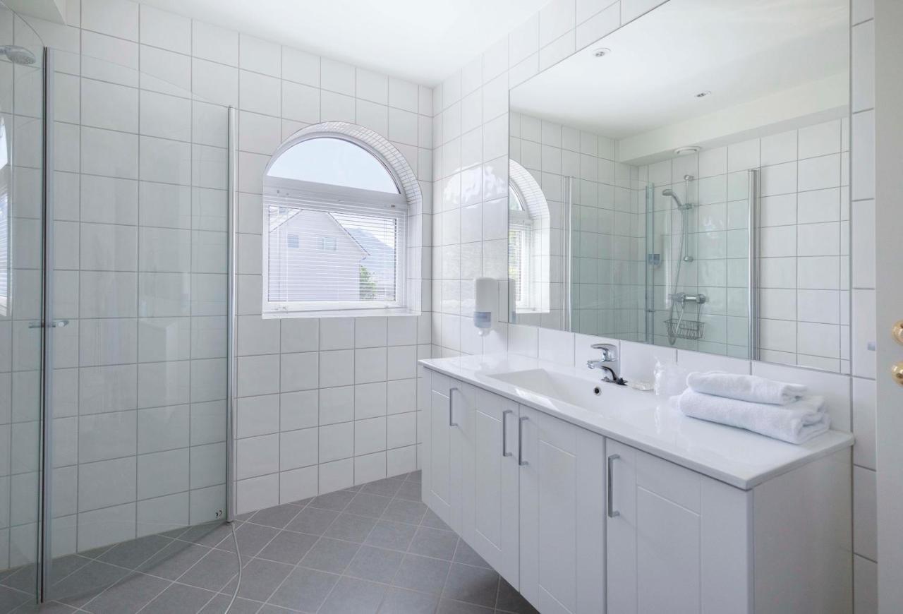 Aursnes Hotel 3*